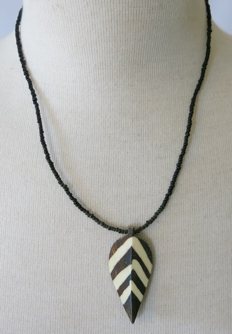 West African Handmade Necklace Ethnic Tribal Unisex 11" Black Arrowhead Jewelry
